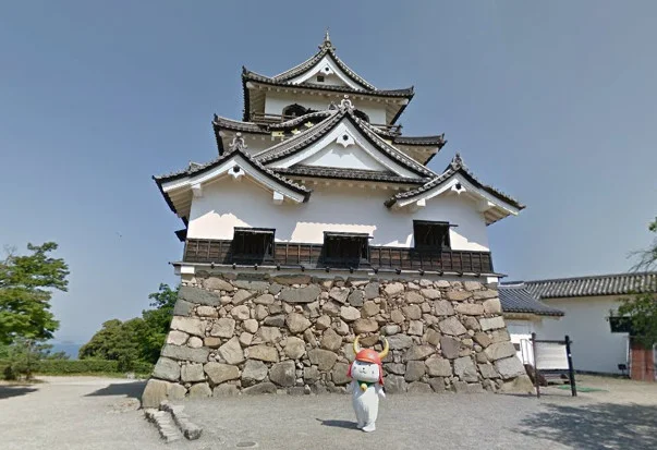 彦根城まで徒歩17分。