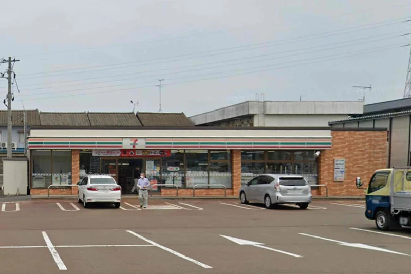 セブン-イレブン 福井成和店まで徒歩21分、1.7kｍ。