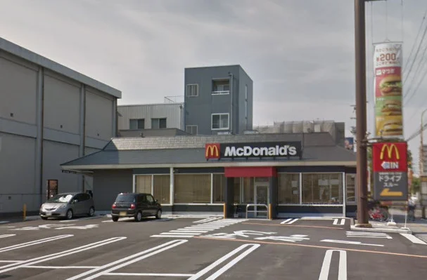 マクドナルド 花堂店まで車で7分、2.7kｍ。