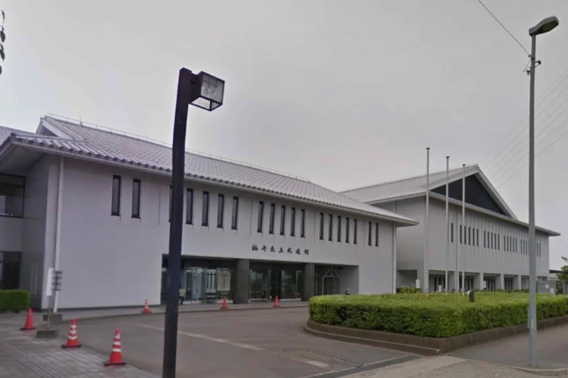 福井県立武道館まで車で13分、4.6kｍ。