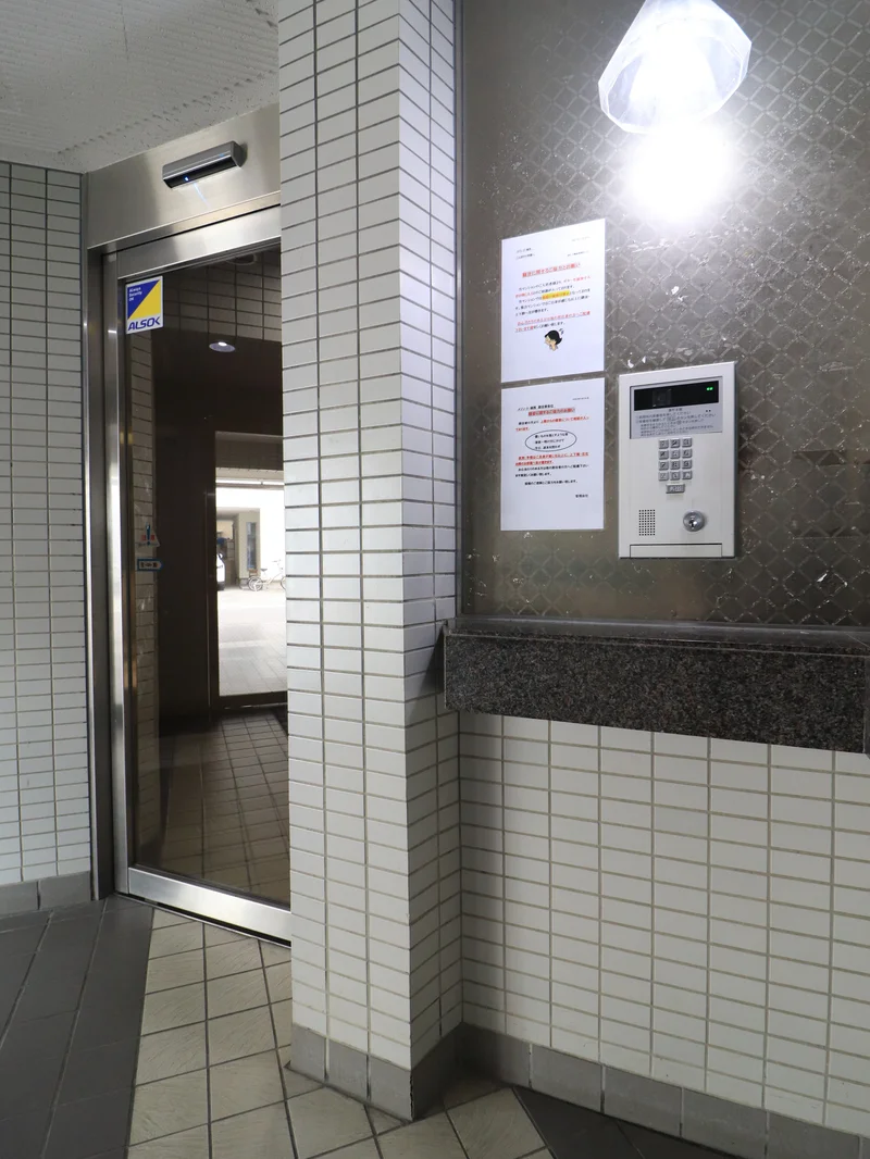 オートロック　慣れない一人暮らしの方にも安心して過ごせるセキュリティです