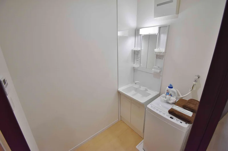 【設備画像】洗濯機や、洗濯用洗剤もご用意しております♪うれしい独立洗面台付き◎！岐阜市ウィークリーマンションの標準設備となります。