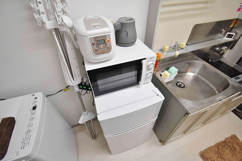 【家電画像】テレビ、洗濯機、冷蔵庫は完備♪岐阜県本巣市ウィークリーマンションの標準設備で追加料金0円♪人気の理由がここにあります。