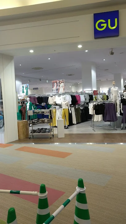 GU（ジーユー）モレラ岐阜店まで徒歩13分