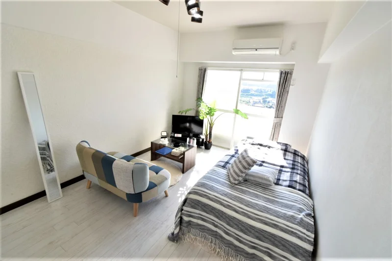 白を基調とした　明るい雰囲気のお部屋です！