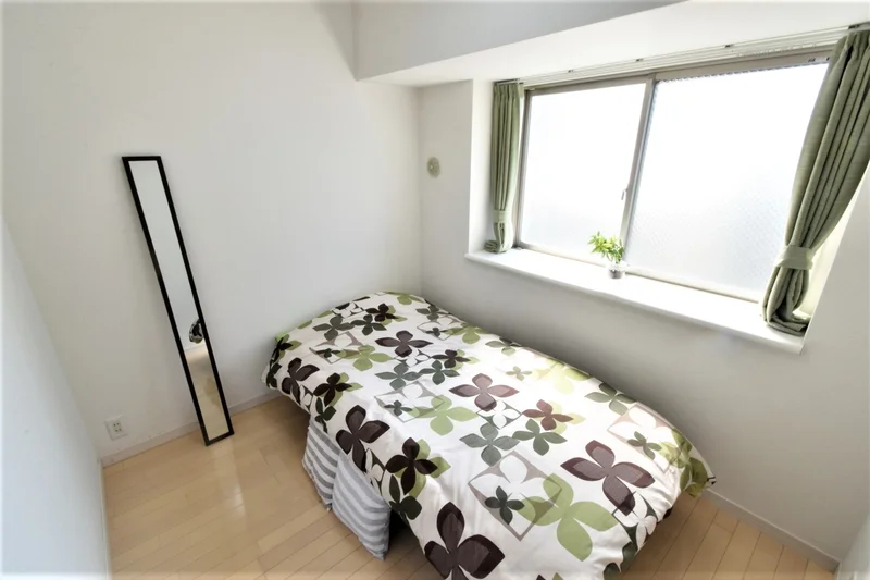 角部屋！　窓が複数あるので光を取り入れやすい明るいお部屋！