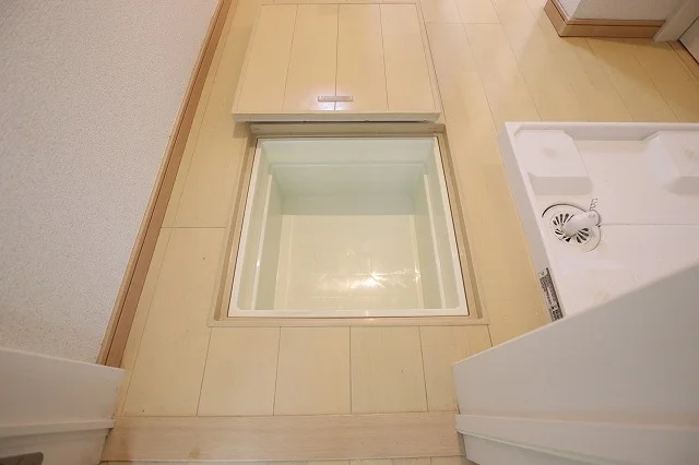 ※炊飯器・鍋フライパン・掃除機・アイロン・空気清浄機・HDD・ブルーレイレコーダーは現在設置しておりません。