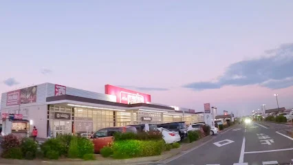 マックスバリュ鈴鹿住吉店まで車で6分
