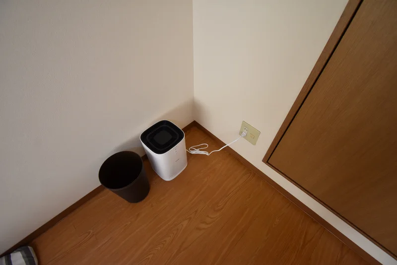 【空気清浄機画像】岐阜市ウィークリーマンションでは空気清浄機完備♪岐阜市マンスリーマンションの強みは圧倒的な標準設備。追加料金は不要です(^^)/