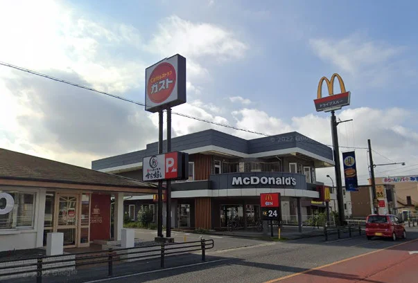 マクドナルド １号線四日市店まで徒歩27分、2.1km。