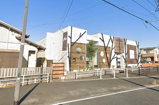 アポア四日市石塚町店まで徒歩7分、500m。