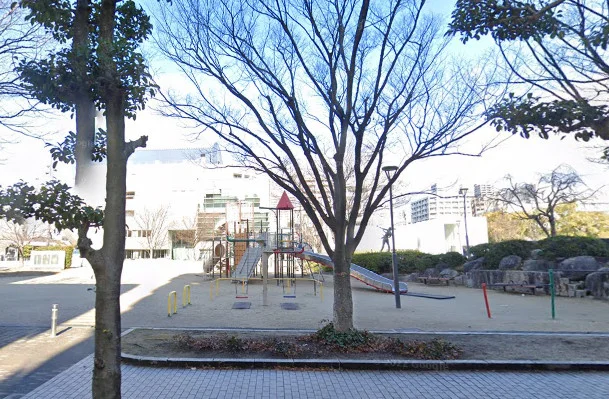 下石井公園まで徒歩10分、800m｡