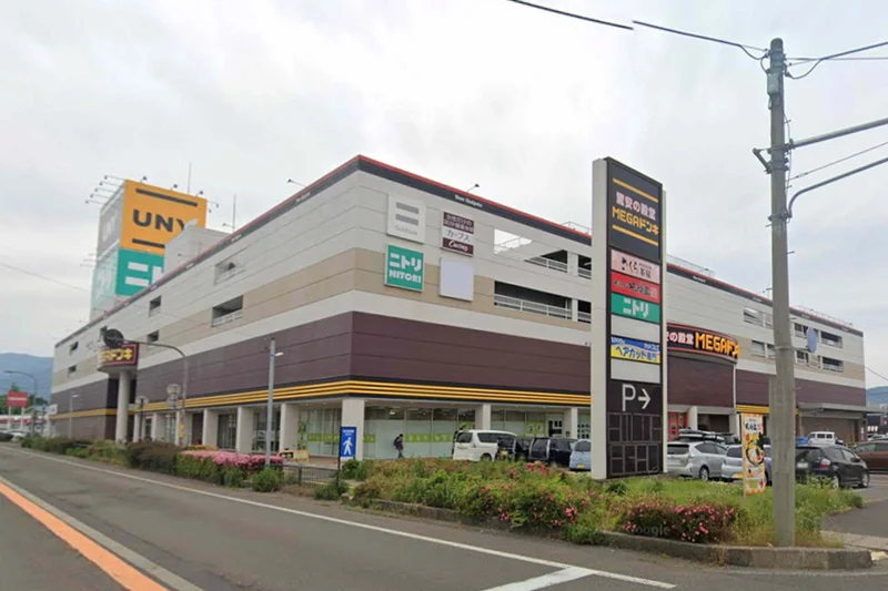 MEGAドン・キホーテ UNY敦賀店まで徒歩4分、350ｍ。