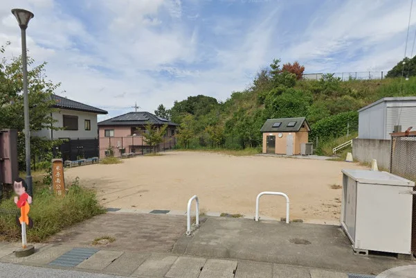 米原南公園まで徒歩15分、1.1kｍ。