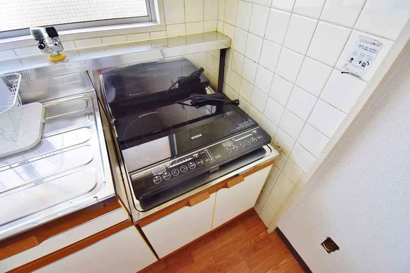 【2口IHコンロ】滋賀米原駅前ウィークリーマンションでは2口IHコンロ完備♪滋賀米原駅前エリアの美味しい新鮮な食材を簡単に調理できます(^^♪
