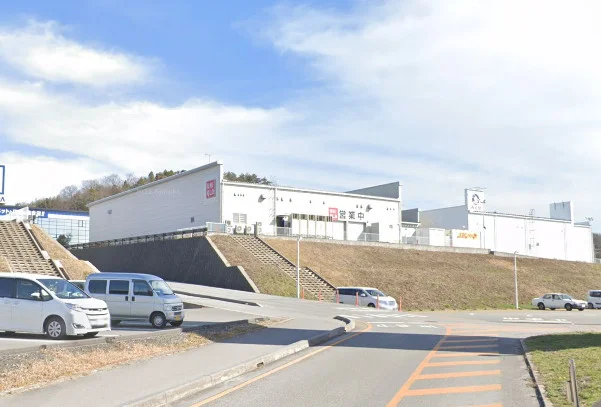 ユニクロ イオンタウン彦根店まで車で11分、5.9km。