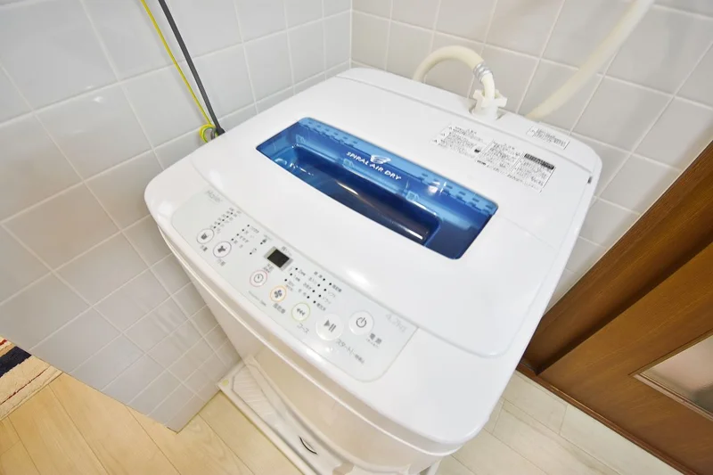 室内洗濯機には、ご入居当日からご利用いただけますよう、洗濯用洗剤もご用意させていただいております☆彡