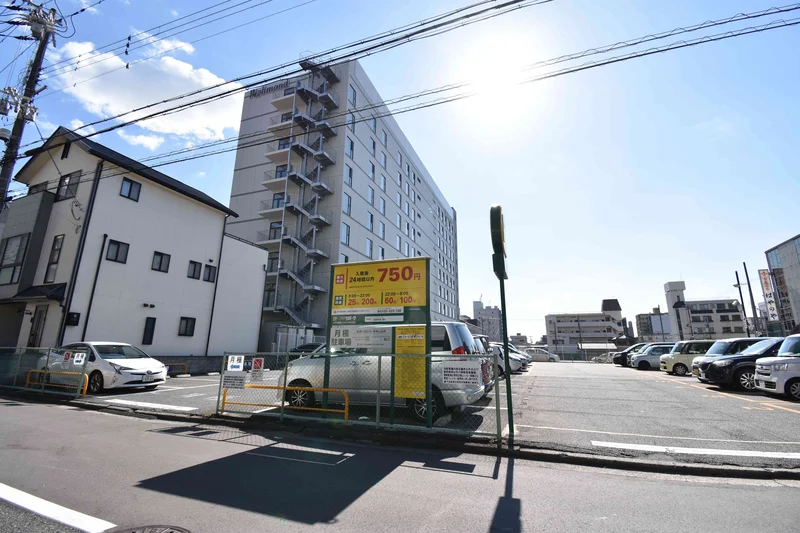 近隣にはコインパーキングも多数あります★駐車場ご利用されたい方はチェック★