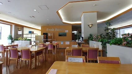 レストランビアンモールまで徒歩15分