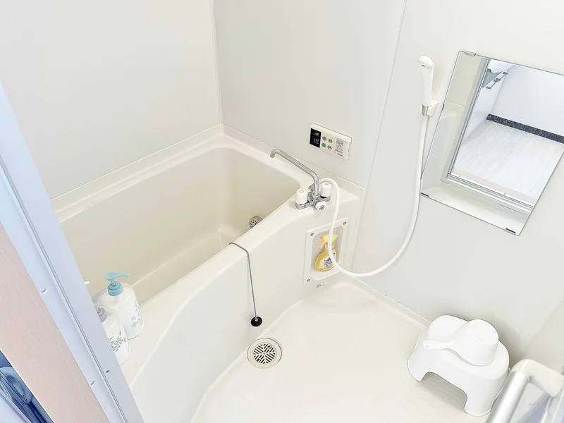 シャンプー・リンス・ボディソープ・風呂用洗剤・スポンジをご用意しておりますのでぜひご活用ください！三重県津市ウィークリーマンションでは7日以上から利用可能★