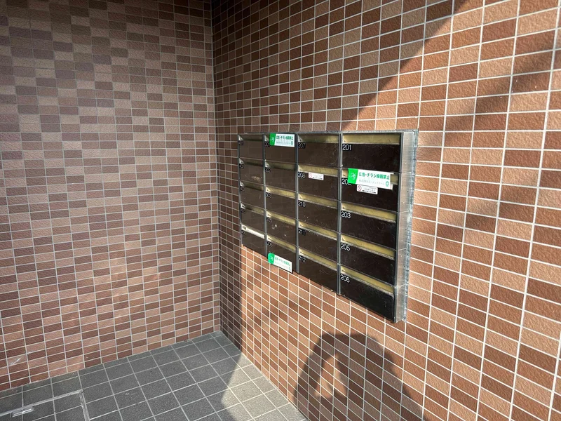 【郵便受け画像】滋賀県近江八幡市ウィークリーマンションでは入居キーの受渡は不要♪滋賀県近江八幡市エリアすべて対応しているので法人の方も安心して社員の方々に利用できます★