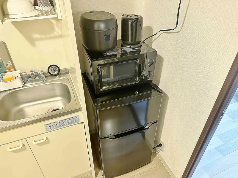 【家電画像】テレビ、洗濯機、冷蔵庫は完備♪滋賀県近江八幡市ウィークリーマンションの標準設備で追加料金0円♪人気の理由がここにあります。