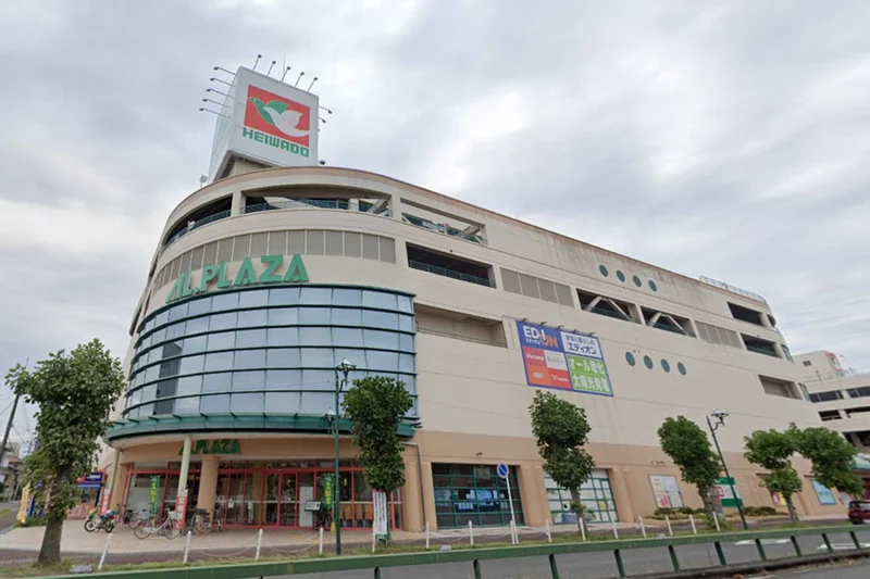 アル・プラザ近江八幡まで徒歩で18分、1.4kｍ。