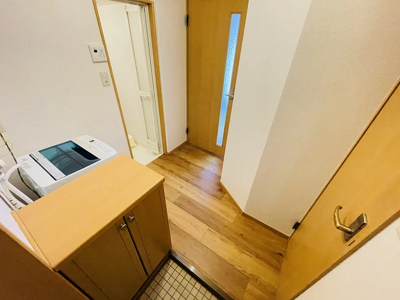 玄関にはシューズＢＯＸがございますので毎回片づけていただき、常に清潔な空間を保っていただくことが可能です♪