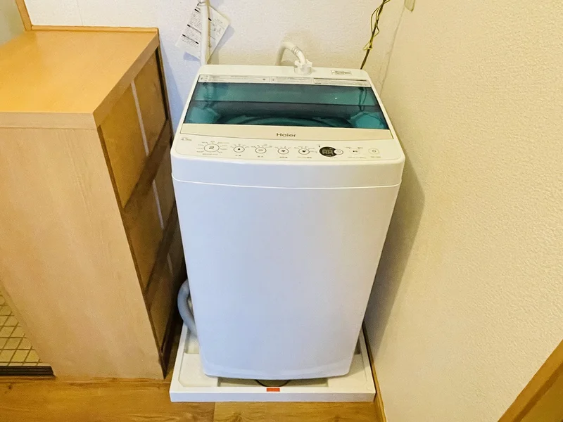 洗濯機は室内に設置しております♪入居後すぐにご利用が可能です(^^♪タオル1式分もご用意しております☆彡