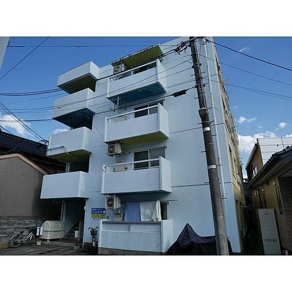 【外観画像】富山市ウィークリーマンションは長期滞在に適しており、キッチン備品や洗濯機などの設備が完備。ホテルよりも割安で、旅行、転勤や長期出張、一時的な滞在先にオススメです♪