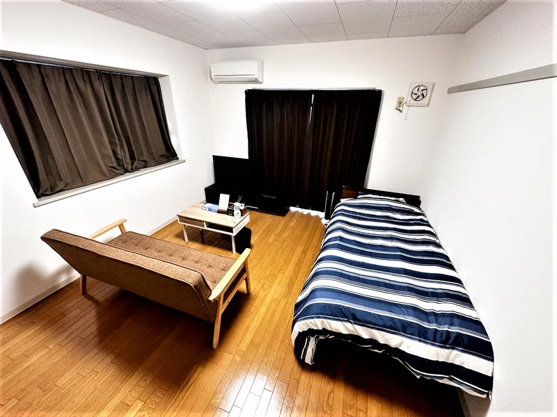 弊社の富山市ウィークリー、富山市マンスリーマンションでは、ご利用当日からご不便なくお過ごしいただけますよう、家具家電の他、多種類の備品を完備★