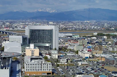 岐阜県庁まで車で6分