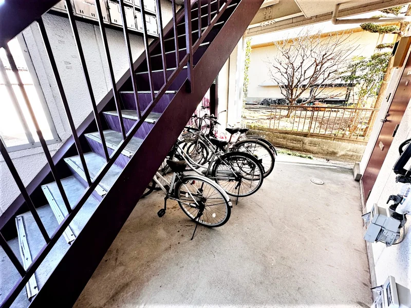 【駐輪場画像】岐阜市ウィークリーマンションでは一部レンタル自転車も対応してます。詳細は岐阜市ウィークリーマンションHPからお問い合わせ下さい♪
