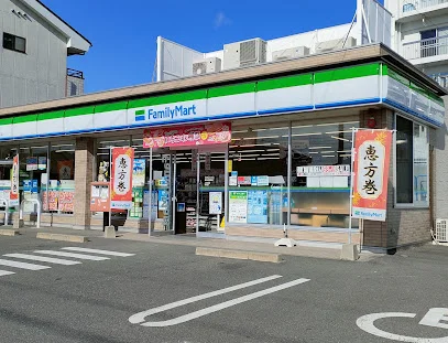 ファミリーマート 岐阜清本町店まで徒歩7分