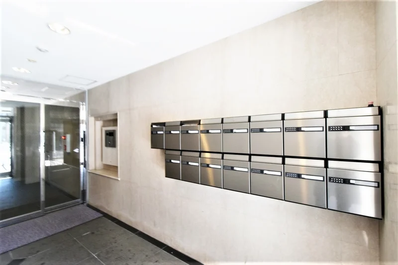 郵便ポストあり！　郵送物の受け取りも可能です。