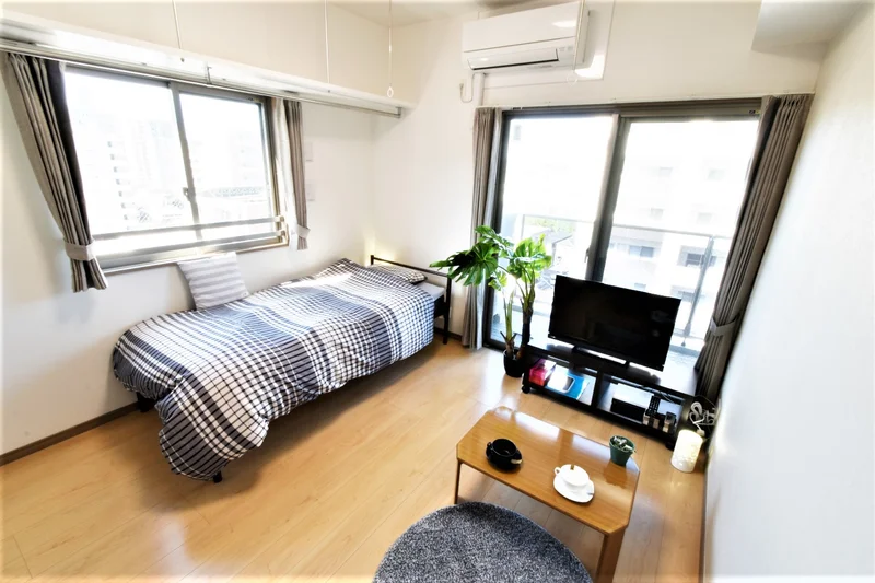 開放感のある空間！　窓が複数あり　日光を取り入れやすいあかるいお部屋です♪