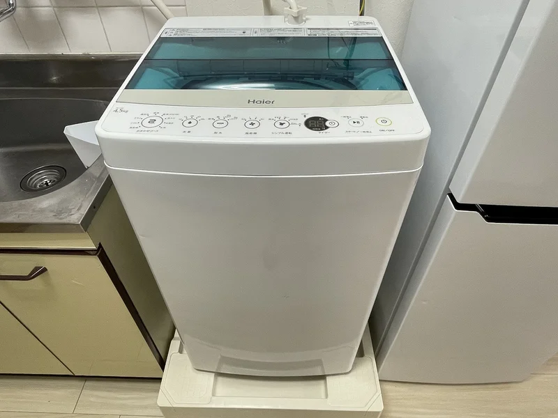 洗濯機は室内に設置しております♪入居後すぐにご利用が可能です(^^♪タオル1式分もご用意しております☆彡