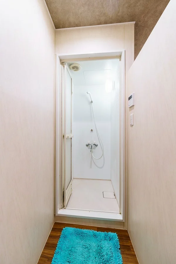 個室シャワールーム