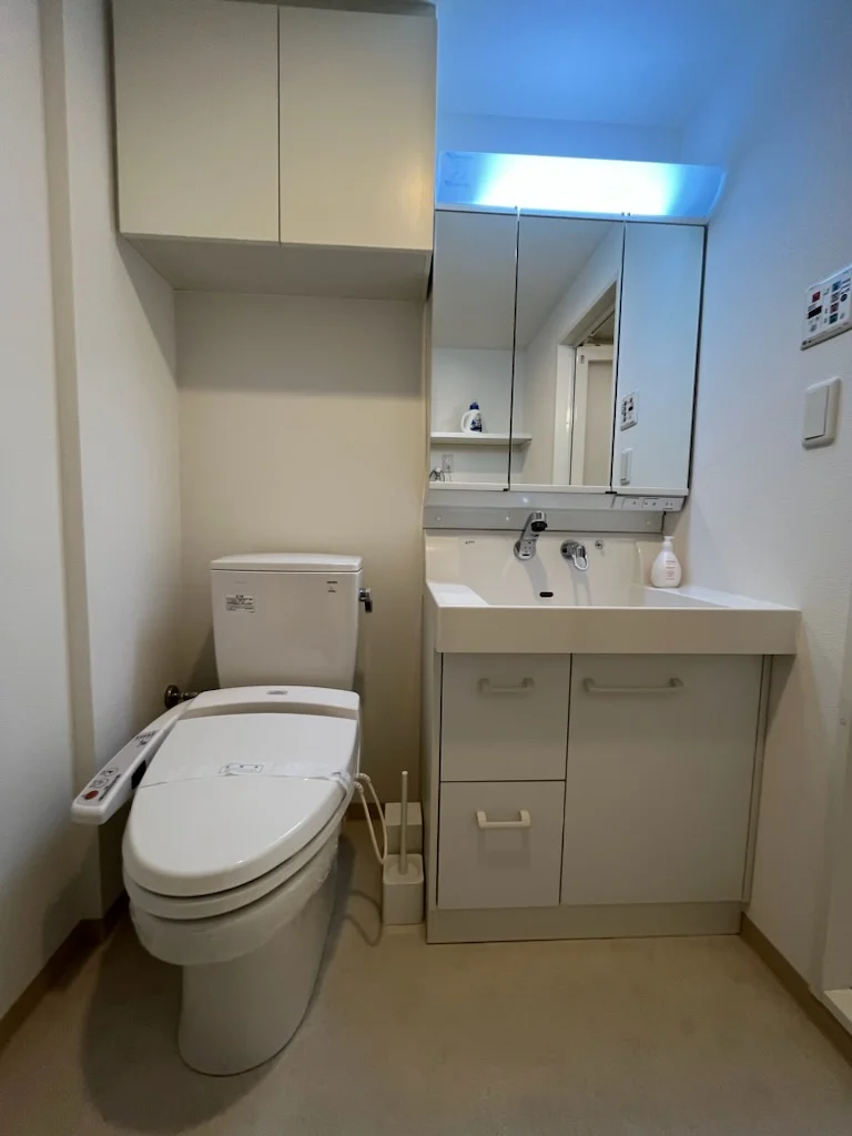 ※炊飯器・鍋フライパン・掃除機・アイロン・空気清浄機・HDD・ブルーレイレコーダーは現在設置しておりません。