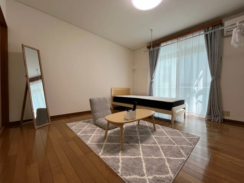 ※炊飯器・鍋フライパン・掃除機・アイロン・空気清浄機・HDD・ブルーレイレコーダーは現在設置しておりません。