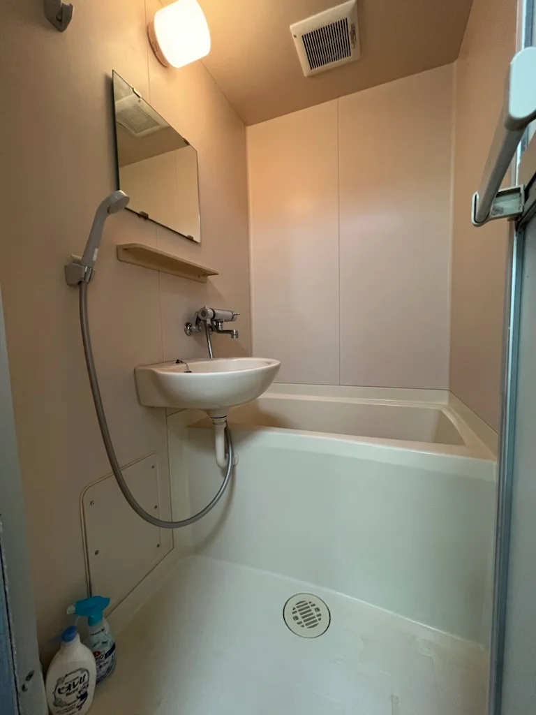 ※炊飯器・鍋フライパン・掃除機・アイロン・空気清浄機・HDD・ブルーレイレコーダーは現在設置しておりません。