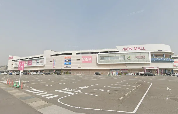 イオン高松店まで車で13分、4.9km。