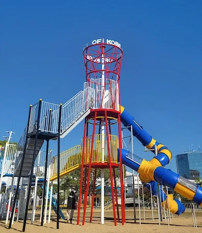 ポートアイランド南公園まで徒歩6分
