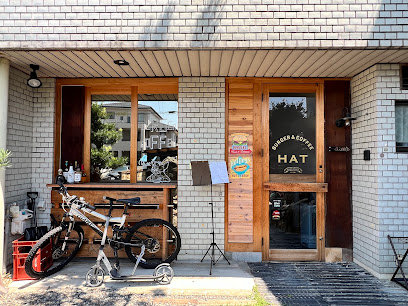 HAT Burger & Coffee Shopまで徒歩1分