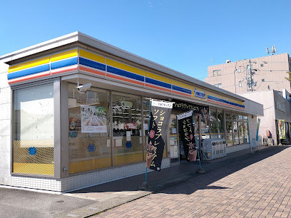 ミニストップ 岐阜加納上本町店まで徒歩4分