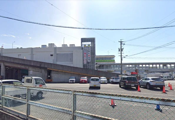 セントライ青果まで徒歩15分