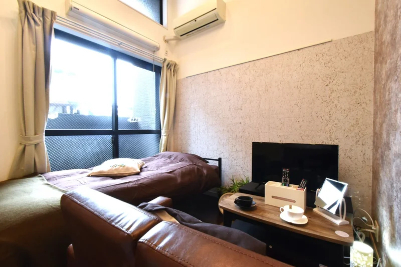 家具家電充実で　短期滞在・長期出張にも！　ティッシュやリセッシュなどあると嬉しい備品類もご用意しております。