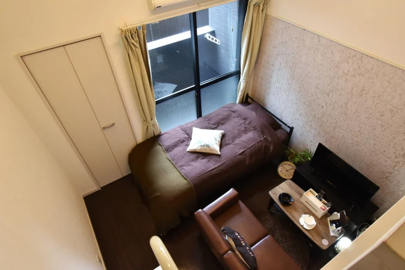 ロフト高さ980・広々吹き抜け空間で息抜きも！　落ち着いた色味のインテリアでリラックス！