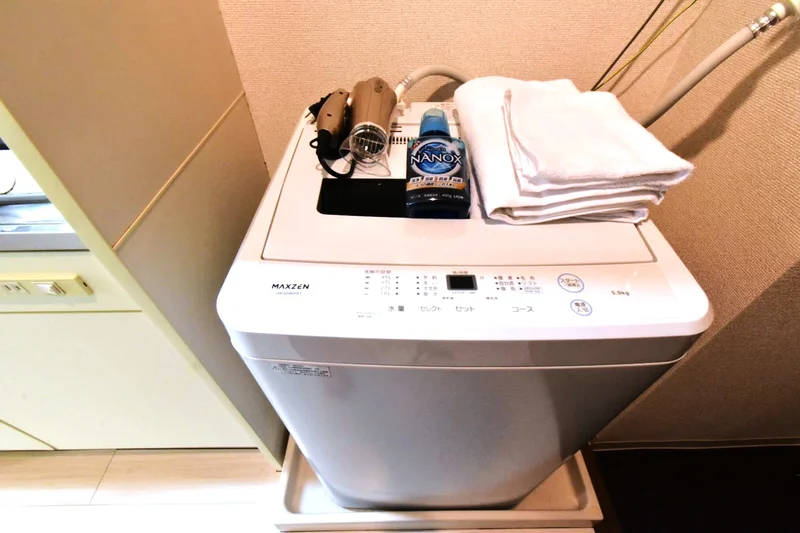 ドライヤー・洗濯機・洗濯洗剤・ボディータオル・フェイスタオルありで長期滞在に是非！