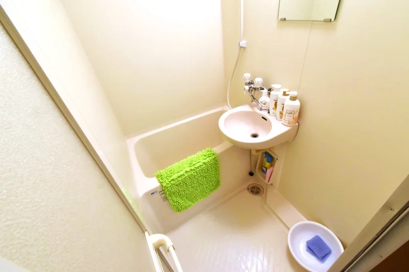 シャンプーやコンディショナーなど洗剤類多数あり！標準化されているのでご自身でご用意いただかなくてＯＫ！荷物を減らせます！